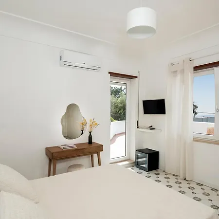 Oda ve Kahvaltı Donna Carolina Capri 3*