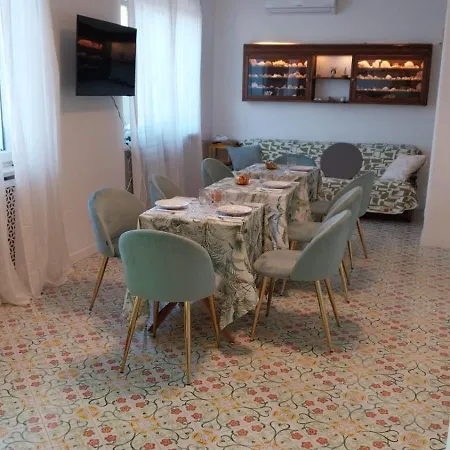 Bed & Breakfast Donna Carolina Capri